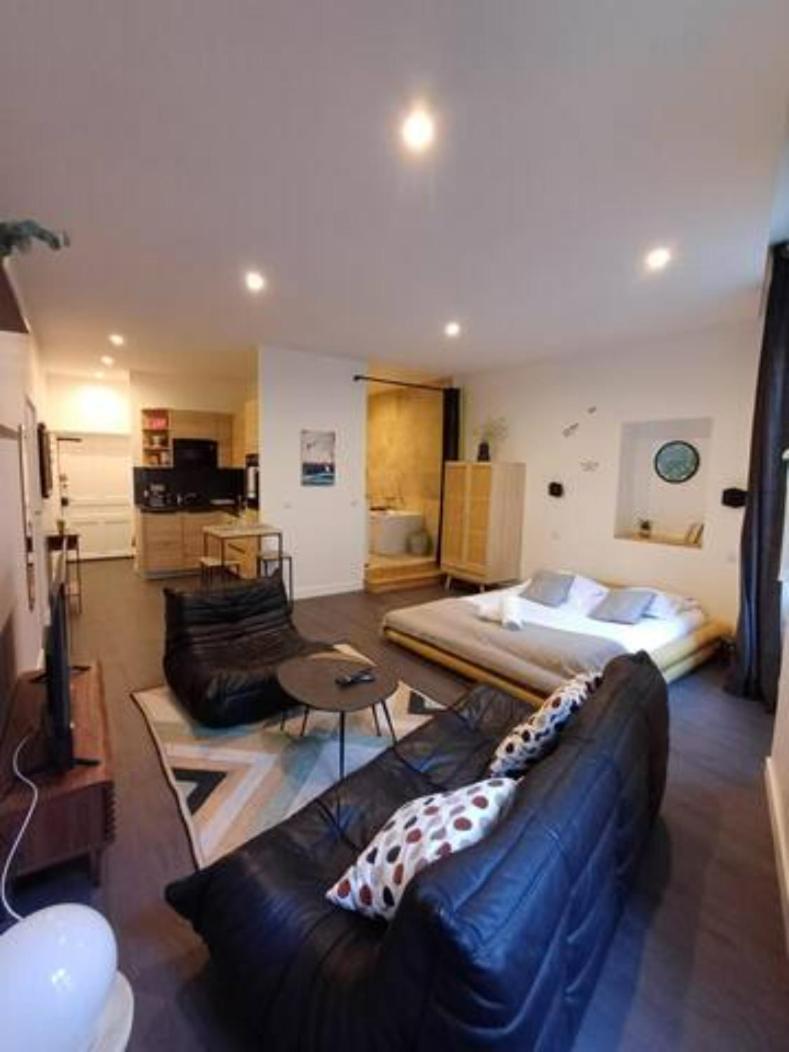Le Sainte Claire - Majord'Home Annecy Centre ภายนอก รูปภาพ